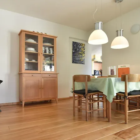 Het Witte Huis * Μπέργκεν